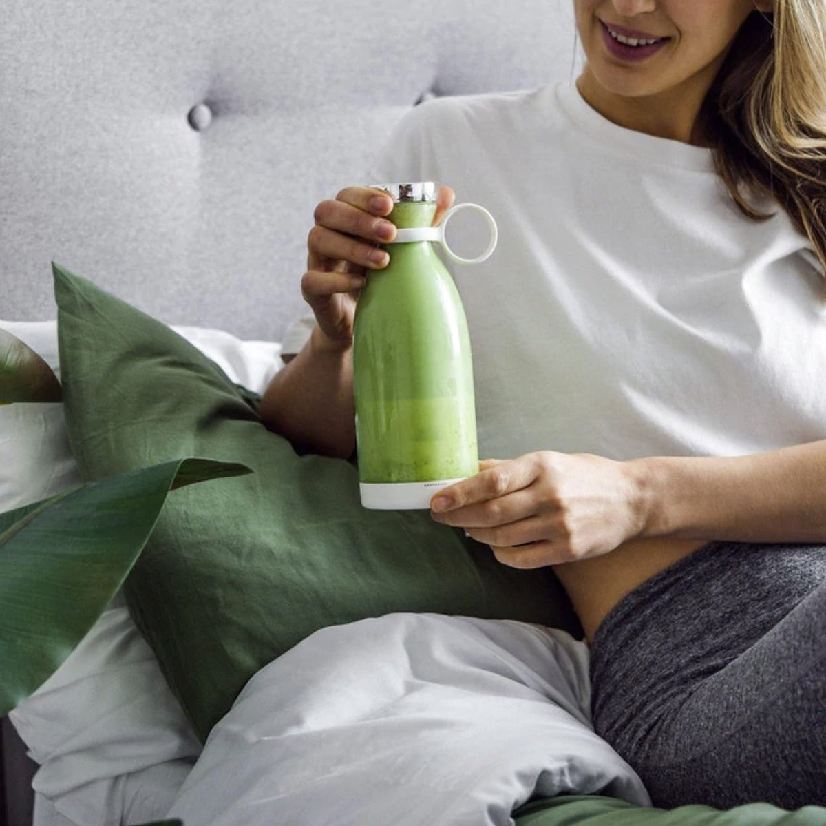 Vividra™ Blender Bottle